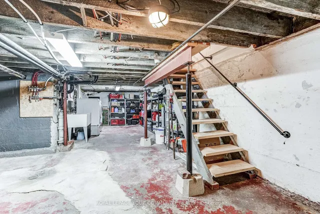 Additional image 35 of 13 Howland Rd