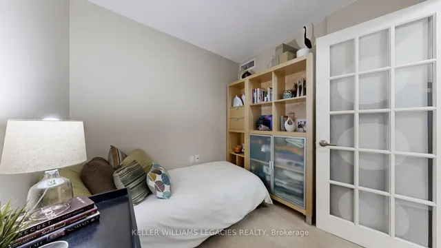 Additional image 17 of 28 Olive Ave Unit LPH01