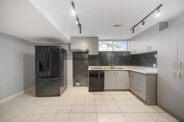 Additional image 24 of 7 Carswell Pl