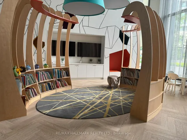 Additional image 4 of 15 Holmes Ave Unit 407