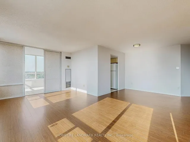 Additional image 10 of 350 Alton Towers Circ Unit 903