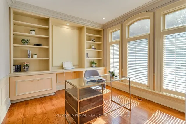 Additional image 4 of 270 Spring Garden Ave