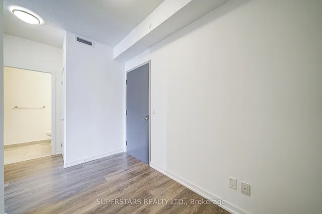 Additional image 7 of 32 Forest Manor Rd Unit 2104