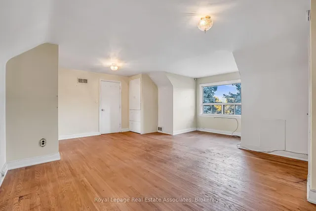 Additional image 15 of 1492 Islington Ave