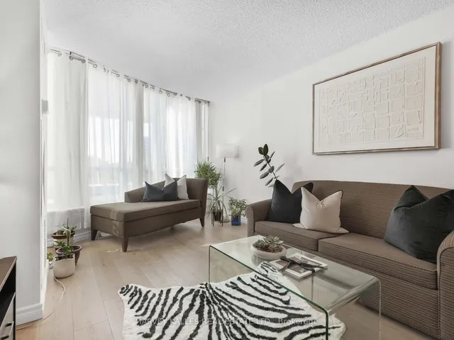 Additional image 2 of 2550 Lawrence Ave Unit 211