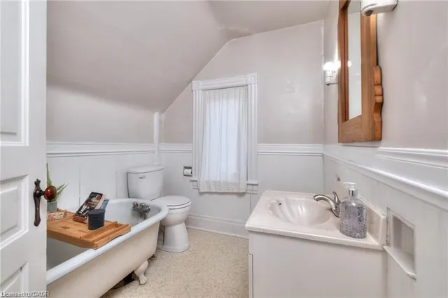 Additional image 28 of 44 Ellen St