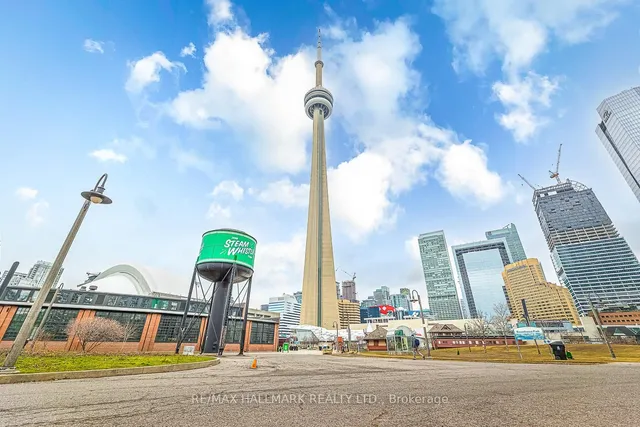 Additional image 33 of 69 Lynn Williams St Unit 709