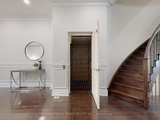 Additional image 16 of 260 Russell Hill Rd Unit 11