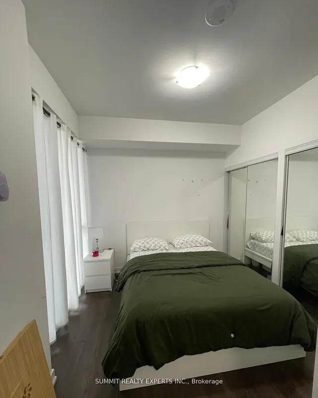 Additional image 17 of 10 parklawn Rd Unit 519