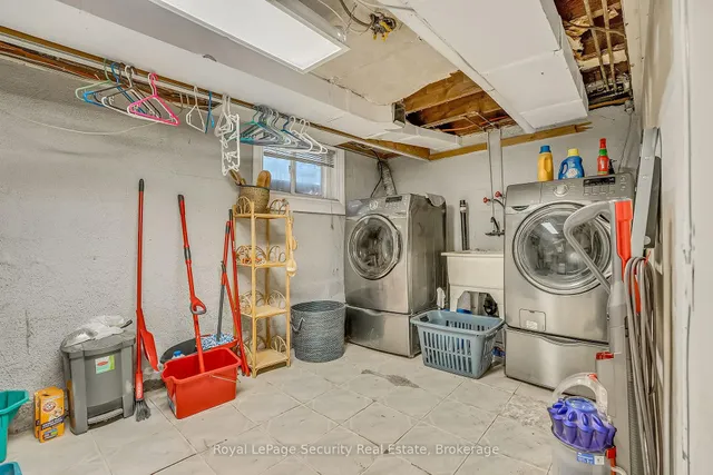 Additional image 33 of 14 Morland Rd