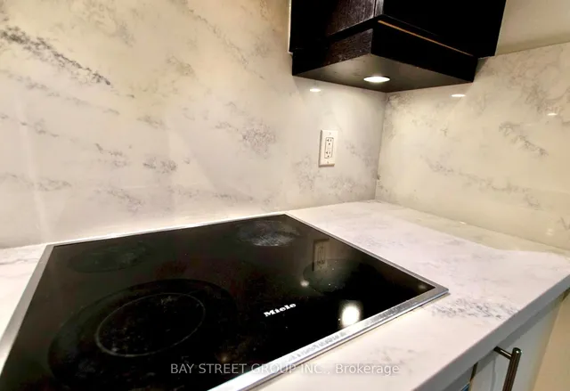 Additional image 13 of 199 Richmond St Unit 203