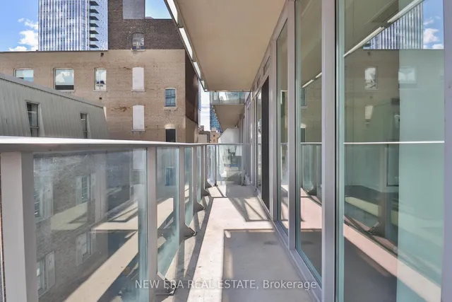 Additional image 14 of 126 Simcoe St Unit 411