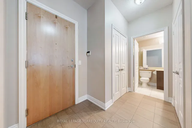 Additional image 8 of 58 Marine Parade Dr Unit 320