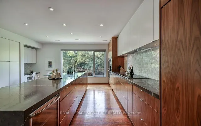Additional image 14 of 63 Douglas Cres