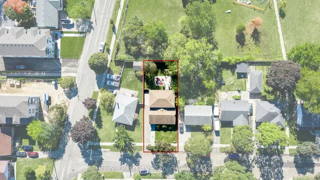 Additional image 40 of 55 Suffolk Ave