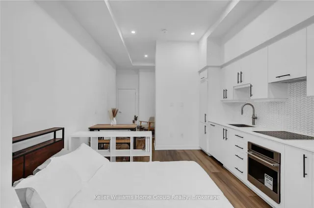 Additional image 11 of 5 Wellington St Unit 208