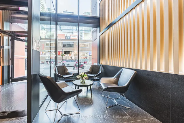 Additional image 4 of 357 King St Unit 3307