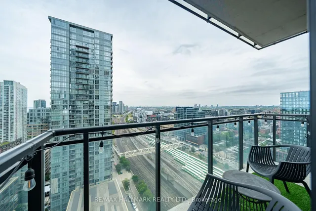 Additional image 22 of 25 Capreol Crt Unit 3008