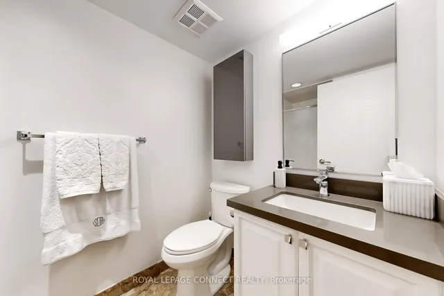 Additional image 18 of 750 Bay St Unit 605