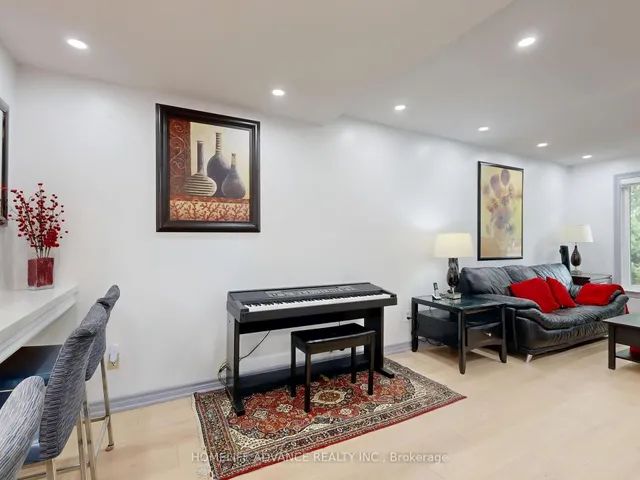 Additional image 10 of 75 Mossbrook Cres