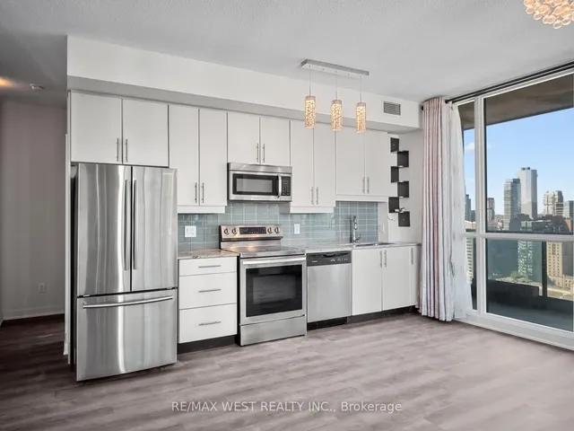 Additional image 8 of 33 Bay St Unit 3104