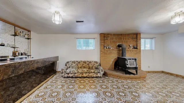 Additional image 36 of 34A Orchard Park Dr