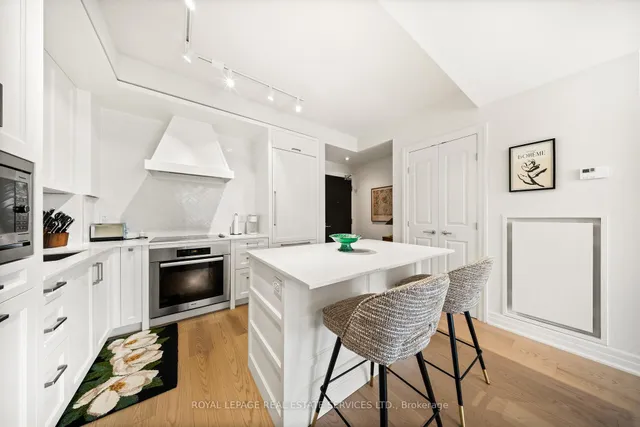 Additional image 8 of 30 Old Mill Rd Unit 602