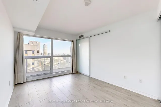 Additional image 16 of 386 Yonge St Unit 1904