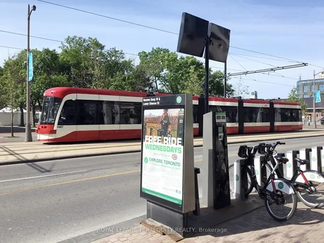 Additional image 23 of 230 Queens Quay Unit 1818