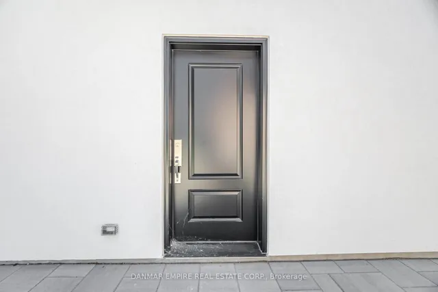 Additional image 28 of 6 Casino Crt