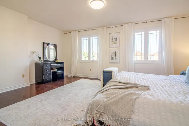 Additional image 14 of 63 Holmbush Cres