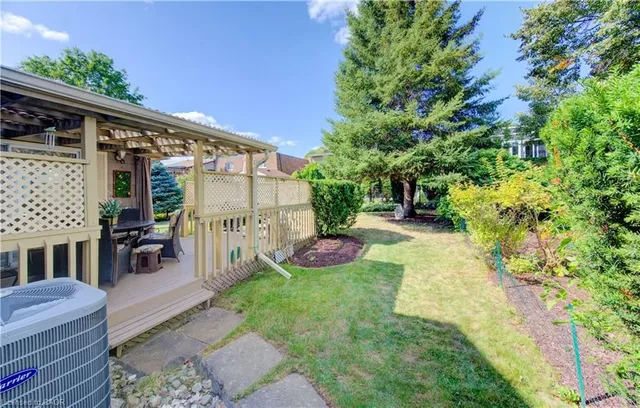 Additional image 36 of 26 Lewis Cres
