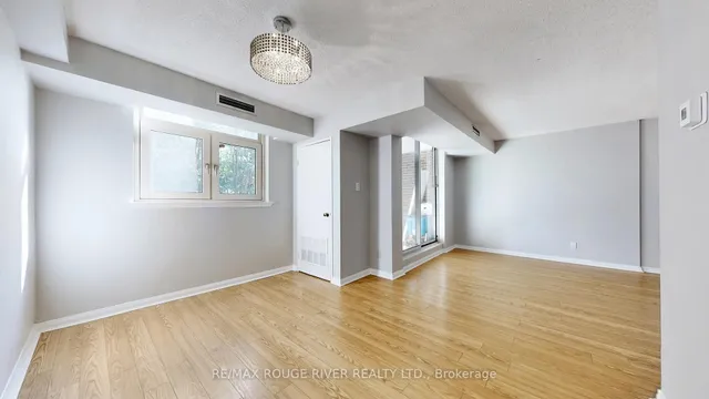 Additional image 8 of 40 Chichester Pl Unit 203