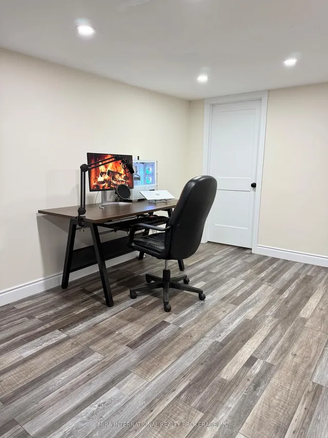 Additional image 20 of 280 Thaler Ave Unit 34