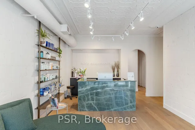 Additional image 16 of 1656 Queen St