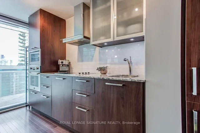 Additional image 15 of 14 York St Unit 1507