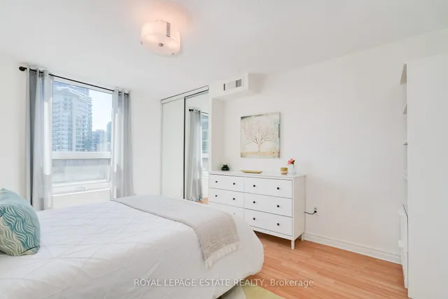 Additional image 11 of 77 Maitland Pl Unit 1526