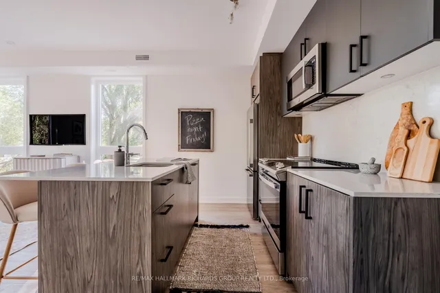 Additional image 5 of 35 Birchcliff Ave Unit 52