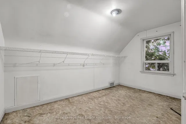 Additional image 18 of 1492 Islington Ave
