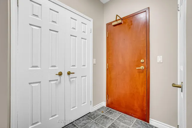 Additional image 8 of 980 Yonge St Unit 403