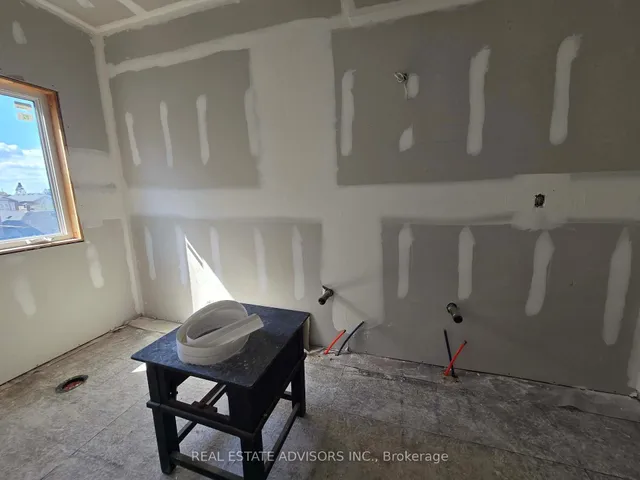 Additional image 13 of 68B Laurel Ave