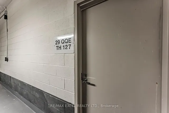 Additional image 43 of 29 Queens Quay Unit Th127