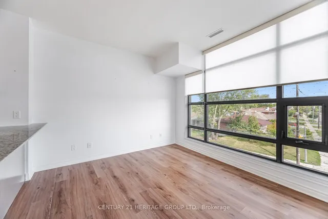 Additional image 12 of 2522 Keele St Unit 320