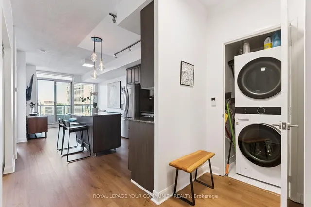 Additional image 6 of 500 Sherbourne St Unit 1311