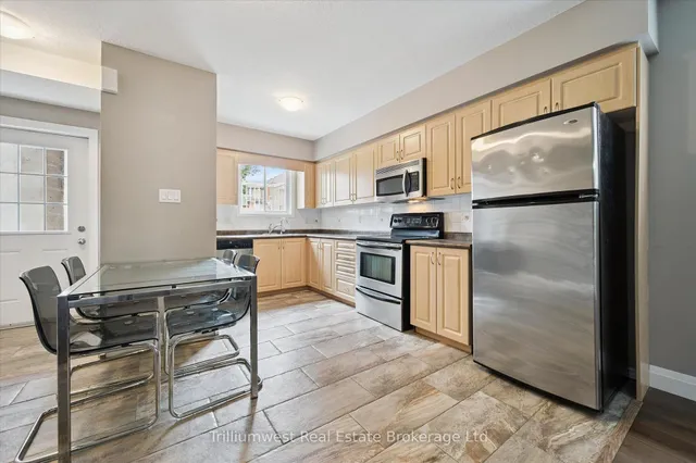 Additional image 10 of 50 Howe Dr Unit 19C