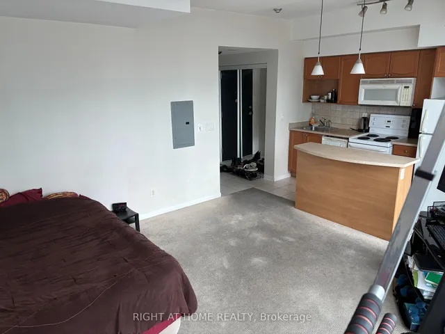 Additional image 4 of 18 Yonge St Unit 2404