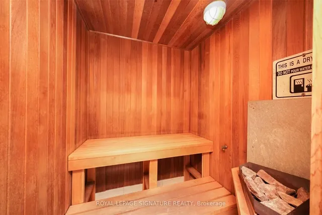 Additional image 28 of 18 Sommerset Way Unit 818