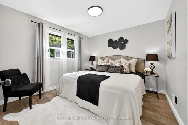 Additional image 17 of 30 Presley Ave