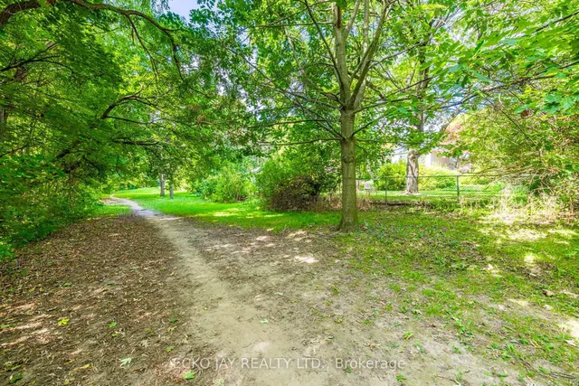 Additional image 34 of 46 Wallingford Rd