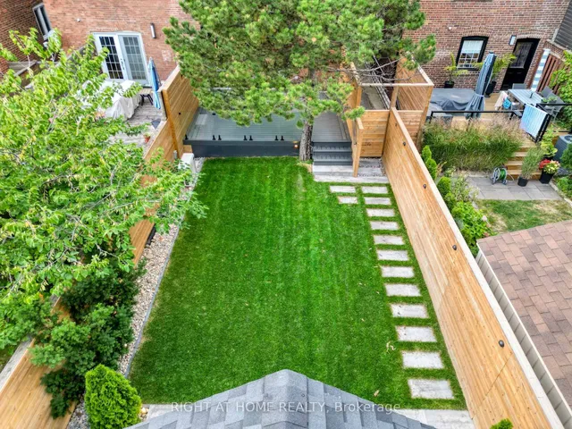 Additional image 40 of 35 Woburn Ave